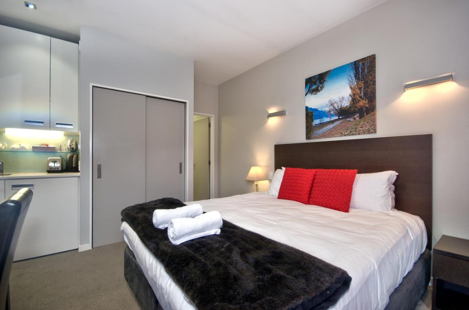 Pure Retreat Lake Views 皇后镇 外观 照片